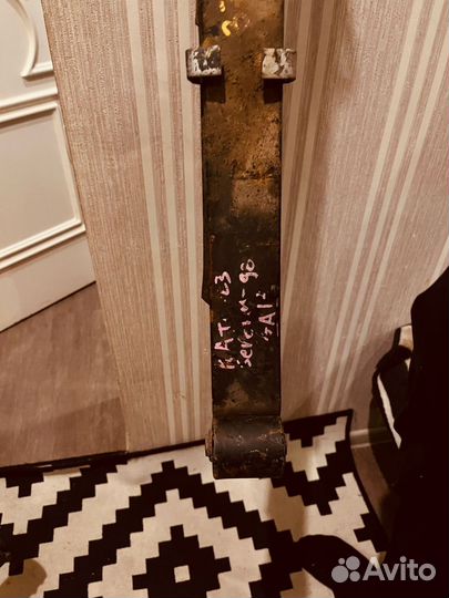 Продам рессору Nissan serena c23 1.6