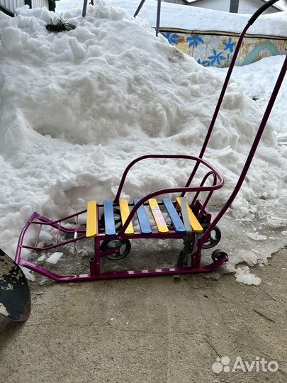 Детские санки на колесах