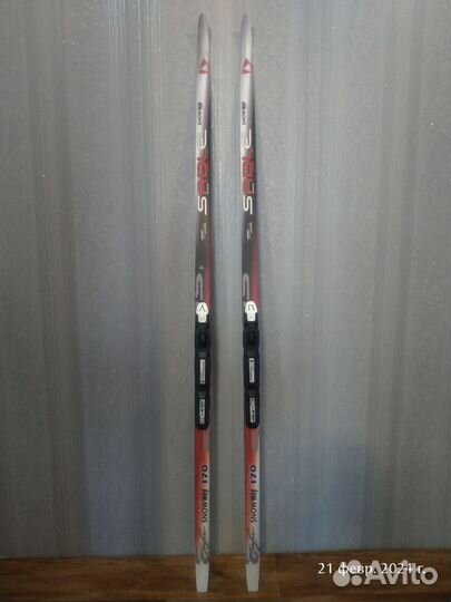 Беговые лыжи