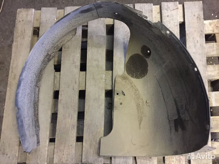 Подкрылок локер передний правый Киа Рио Kia Rio 4