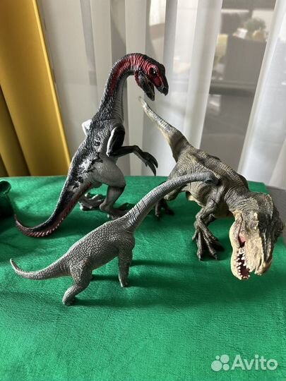 Фигурки животных schleich разные