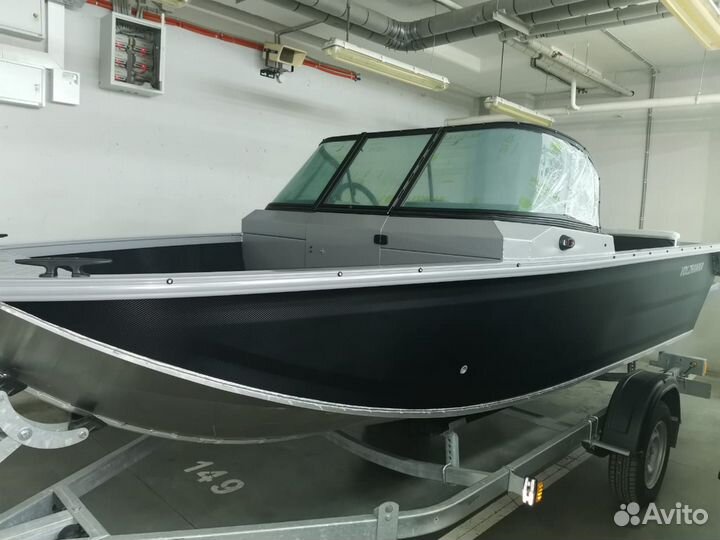 Катер Volzhanka 46 fish