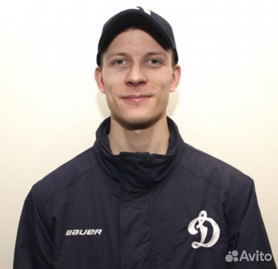 Обучение катанию на коньках и тренировки по хоккею