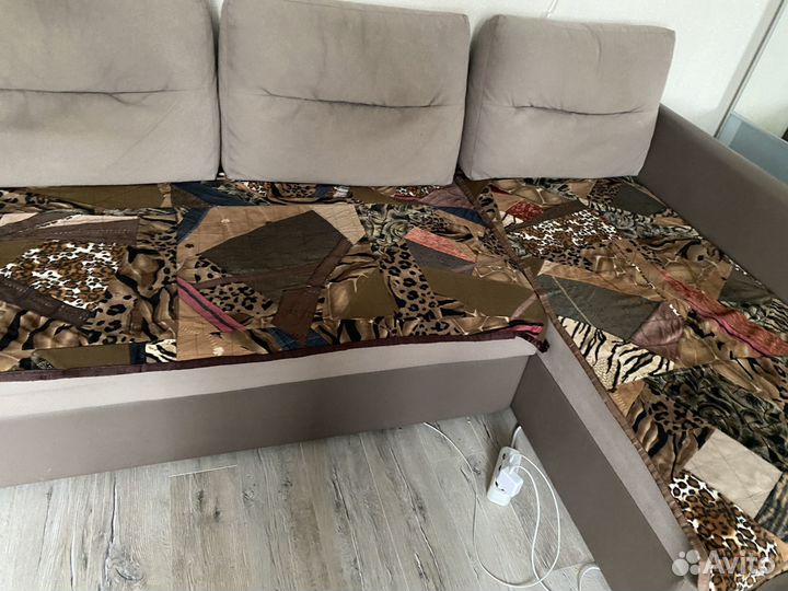 Покрывало на угловой