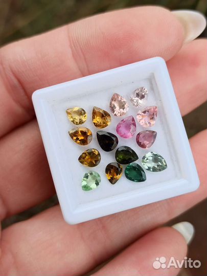 Природный турмалин разные цвета
