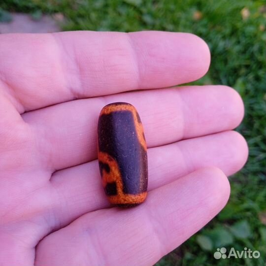 Старая Бусина Дзи 