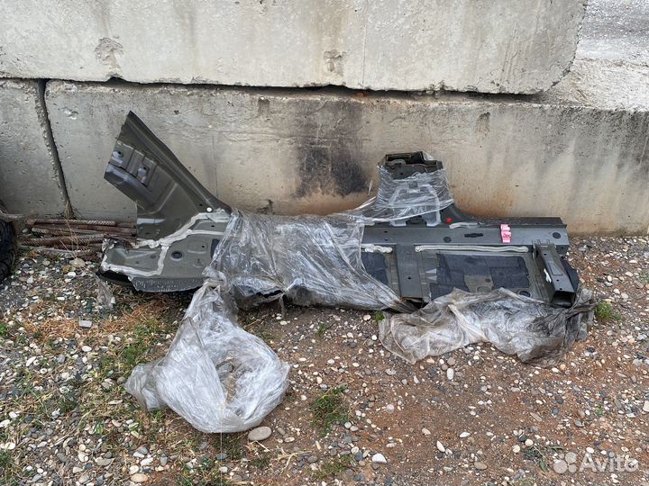 Toyota highlander 2014-2019 г.г. Карниз порог