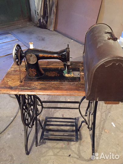 Швейная машина 50-х годов, раритет