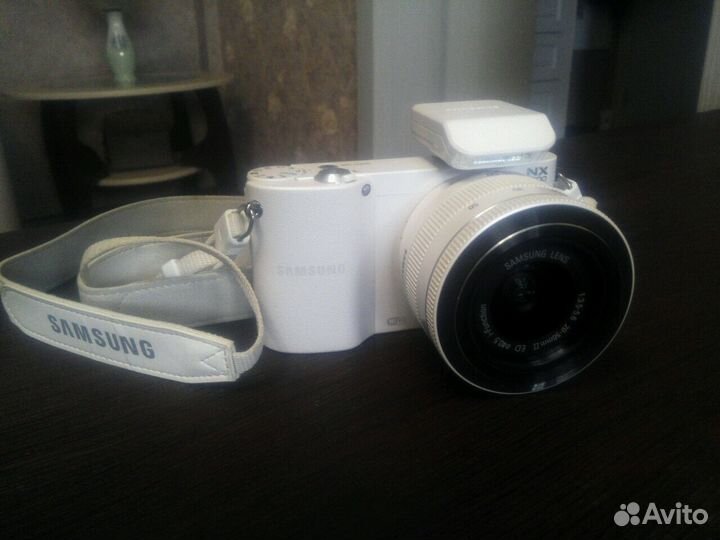 Фотоаппарат samsung NX 1000