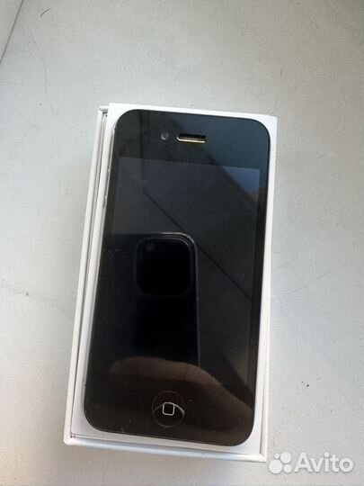 Телефон iPhone 4s