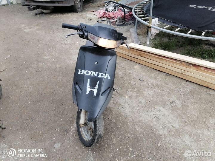 Скутер Honda Dio