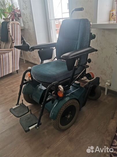 Инвалидная коляска с электроприводом б/у Moover 95