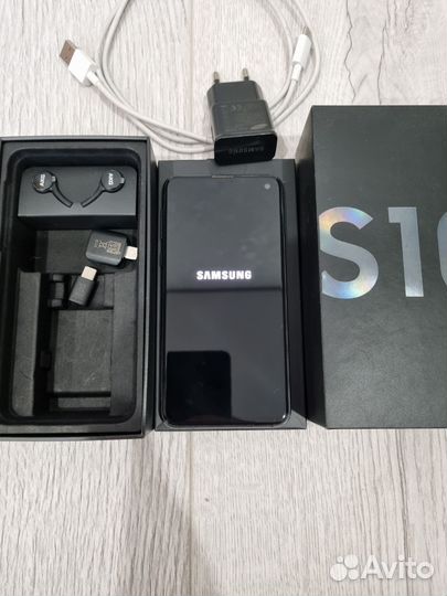 Samsung Galaxy S10e, 6/128 ГБ