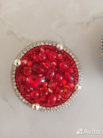 Брошь ручной работы