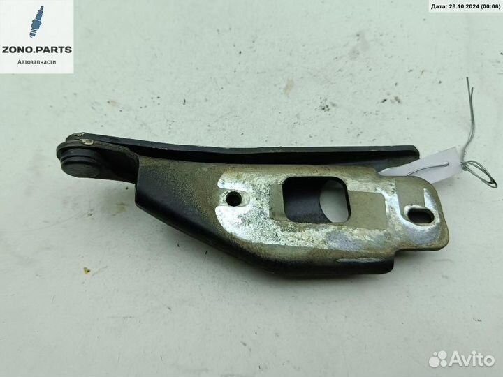 Петля капота левая 41618135069 на BMW 3 E36 (1991-2000)