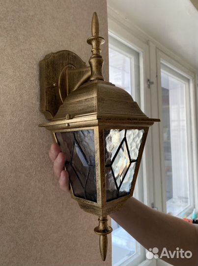 Светильник уличный настенный