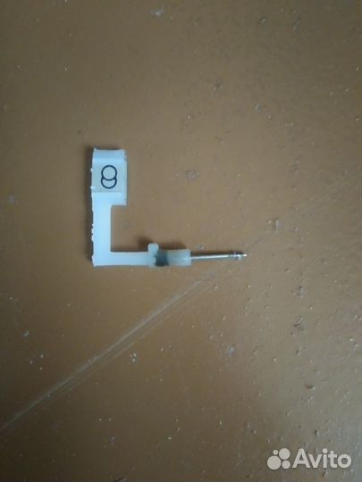 Иглодержатель