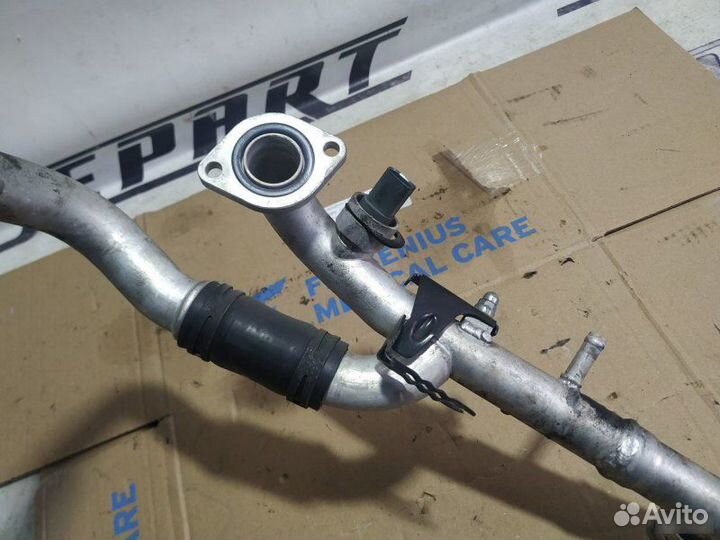 Трубка системы охлаждения Audi A8 D3 4.2 BVJ 2008