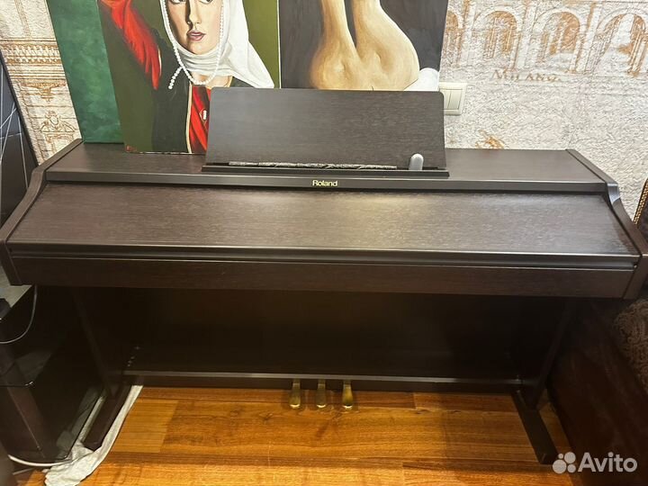 Цифровое пианино Roland RP-201