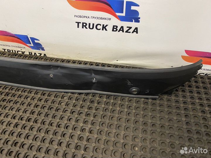 Накладка стойки лобового стекла