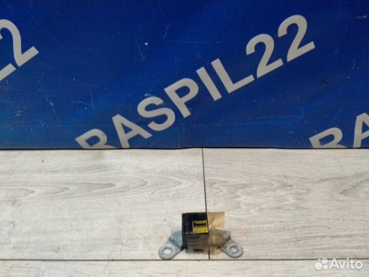Датчик airbag Toyota Chaser GX100 1GFE beams