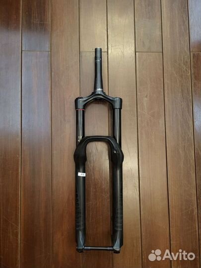 Вилка Rock Shox Lyrik 29