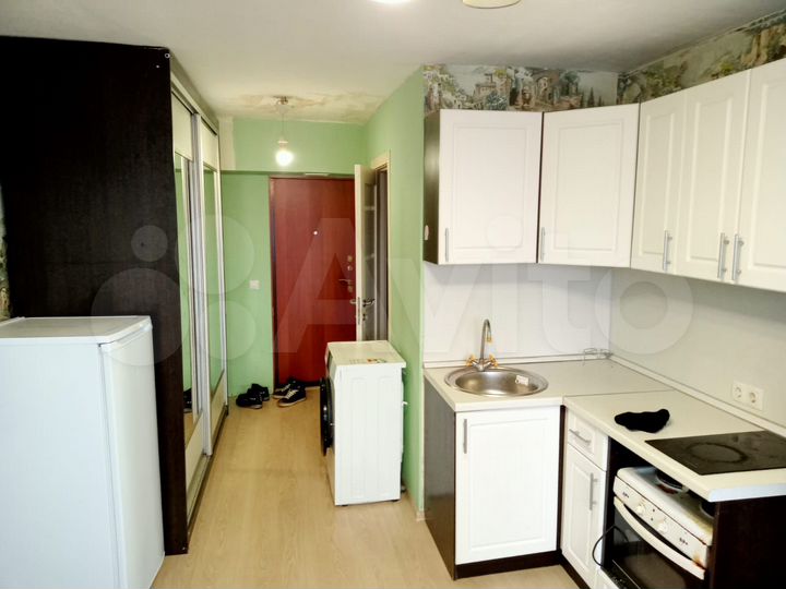 Комната 18 м² в > 9-к., 5/5 эт.