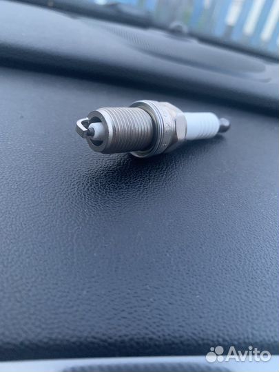 Продам свечи зажигания denso K20PR-U resistor