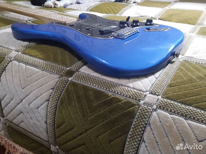 Squier Affinity 2021 Stratocaster (H) SSS MN LPB