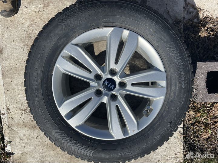 Оригинальные диски kia sportage r17 и зимние шины