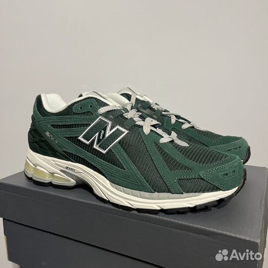 New Balance 1906R Green 10.5 US/ 43.5 RU/ 44.5 EU