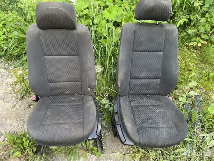 BMW 3 E46 салон сиденья