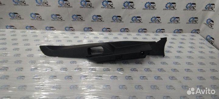 Обшивка багажника правая Mazda 6 L3R4 2007