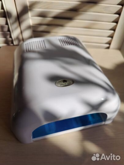 Уф лампа для ногтей Planet nails