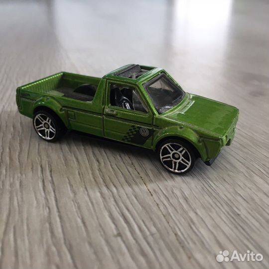 Hot wheels машинки
