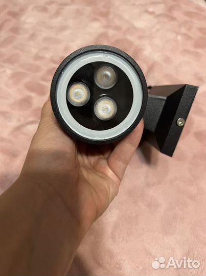 Фасадный светильник. Светильник на фасад дома