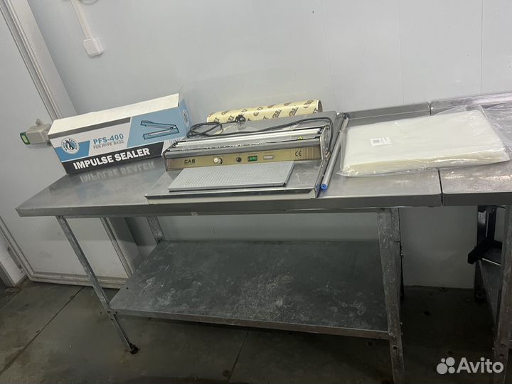 Стол из нержавеющей стали бу