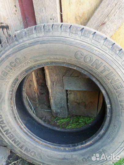 Continental Vanco 205/75 R16