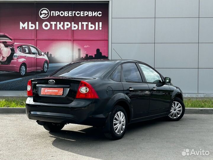 Ford Focus 1.6 AT, 2010, 197 302 км