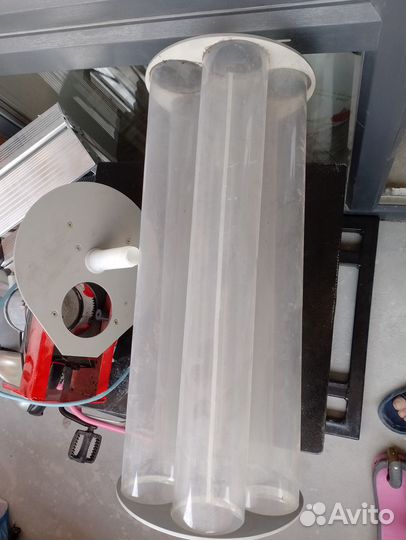 Узел выдачи стаканов