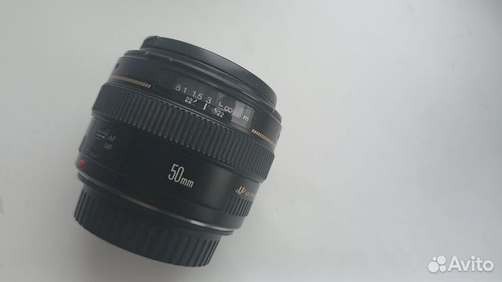 Объектив canon 50mm 1.4