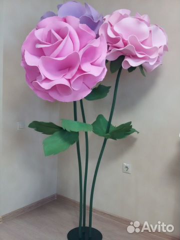 Композиция из трех роз