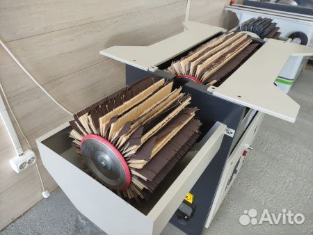 Щеточно-шлифовальный станок DM-S3-3