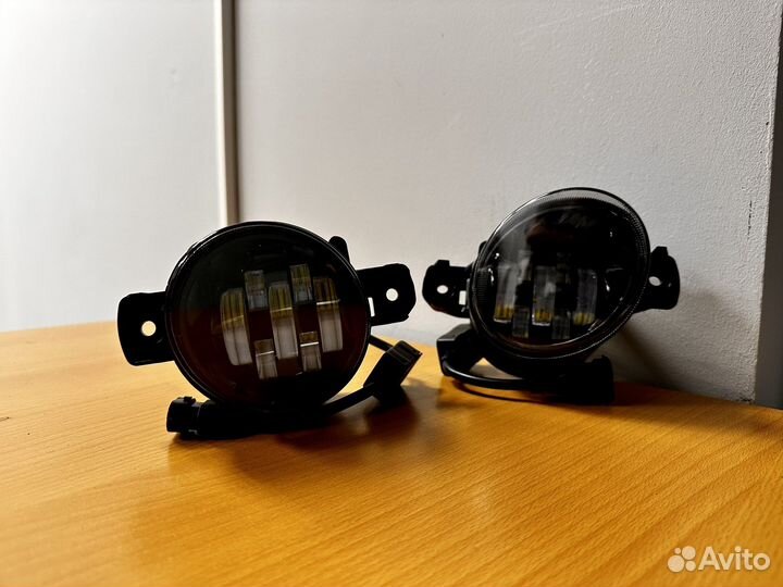 Противотуманная фара 2 режима 70w на ниссан