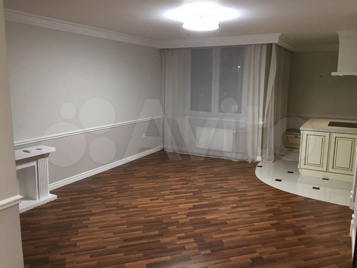 3-к. квартира, 80 м², 9/27 эт.