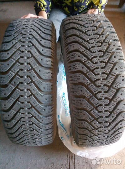 Goodyear UltraGrip 500 185/70 R14