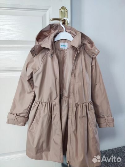 Продам плащ для девочки