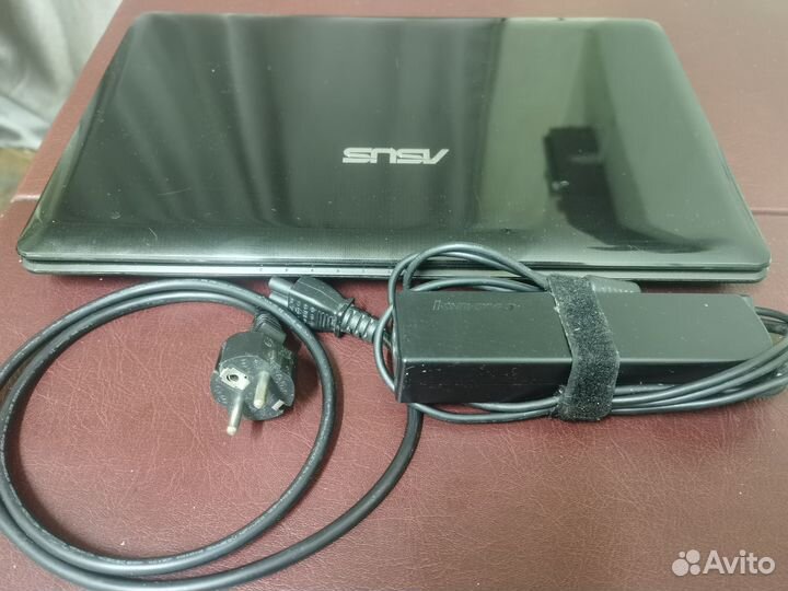 Ноутбук asus