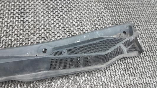 Накладка декоративная (жабо, дождевик) opel astra