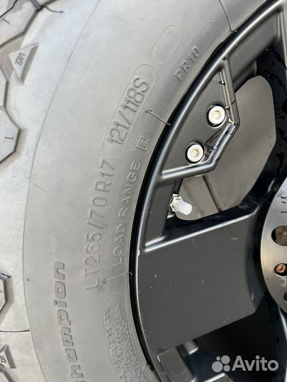 Bfgoodrich All-Terrain T/A KO2 265/70 R17